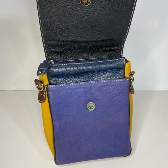 Vintage Leather color Block Crossbody bag - Picture 9 of 16